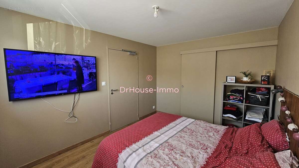 Maison 161 m² à Change  - photo 38
