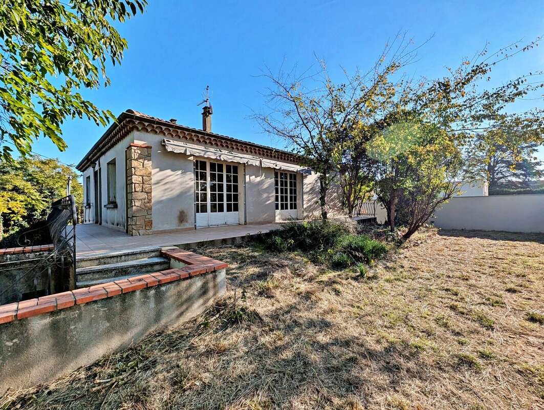 Maison à MONTELIMAR