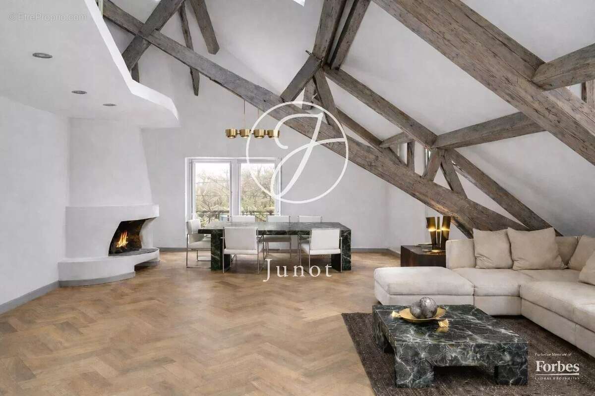 Appartement à PARIS-6E