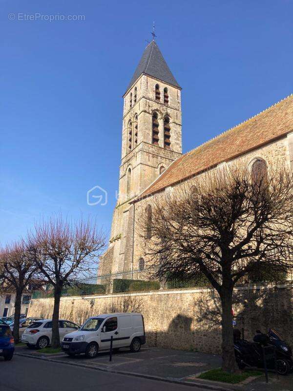 Appartement à MENNECY