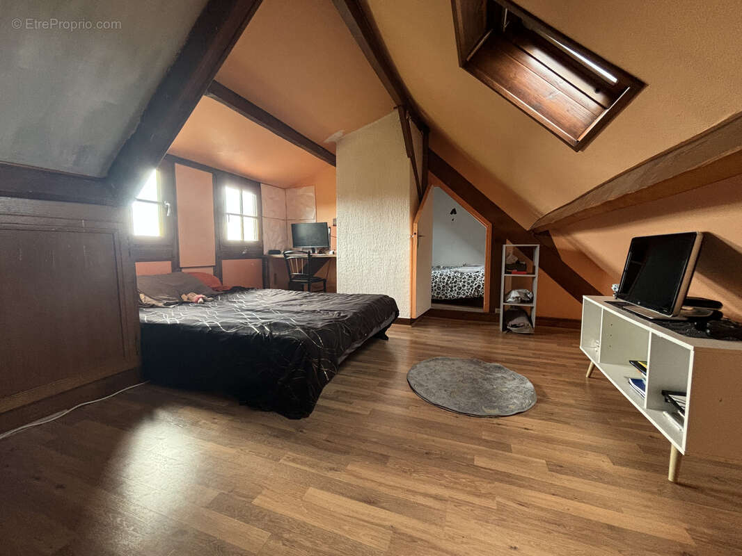 Maison à CHATEAUNEUF-EN-THYMERAIS