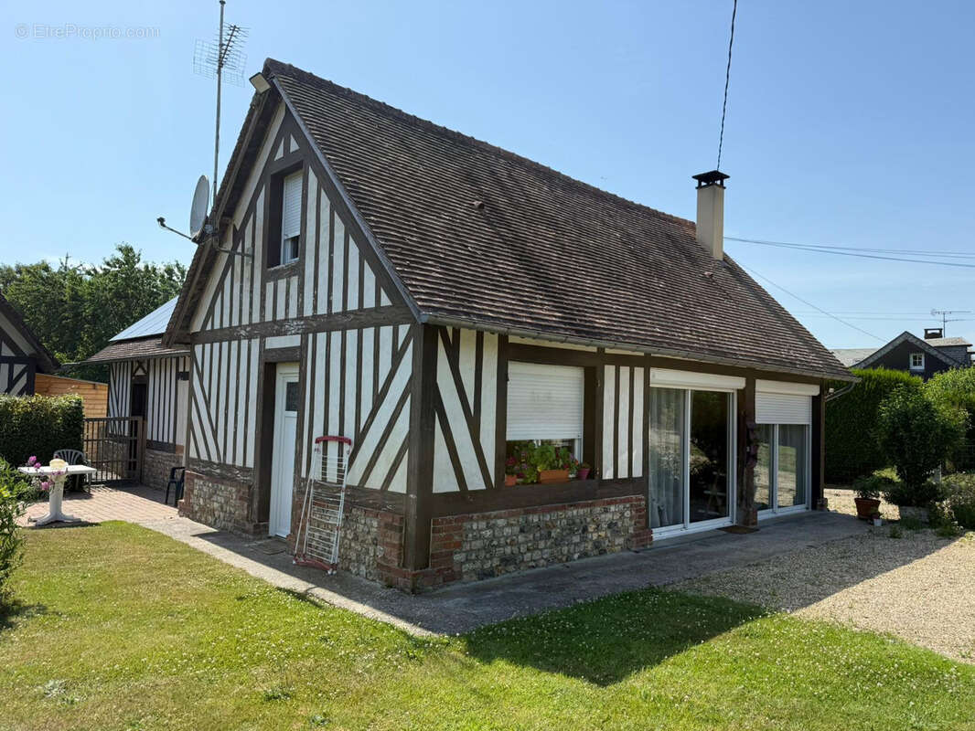Maison à CORMEILLES