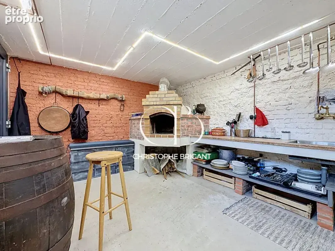 Maison d'exception, rénovée, sans vis-à-vis  de 6 pièces 128 m2 - photo 7