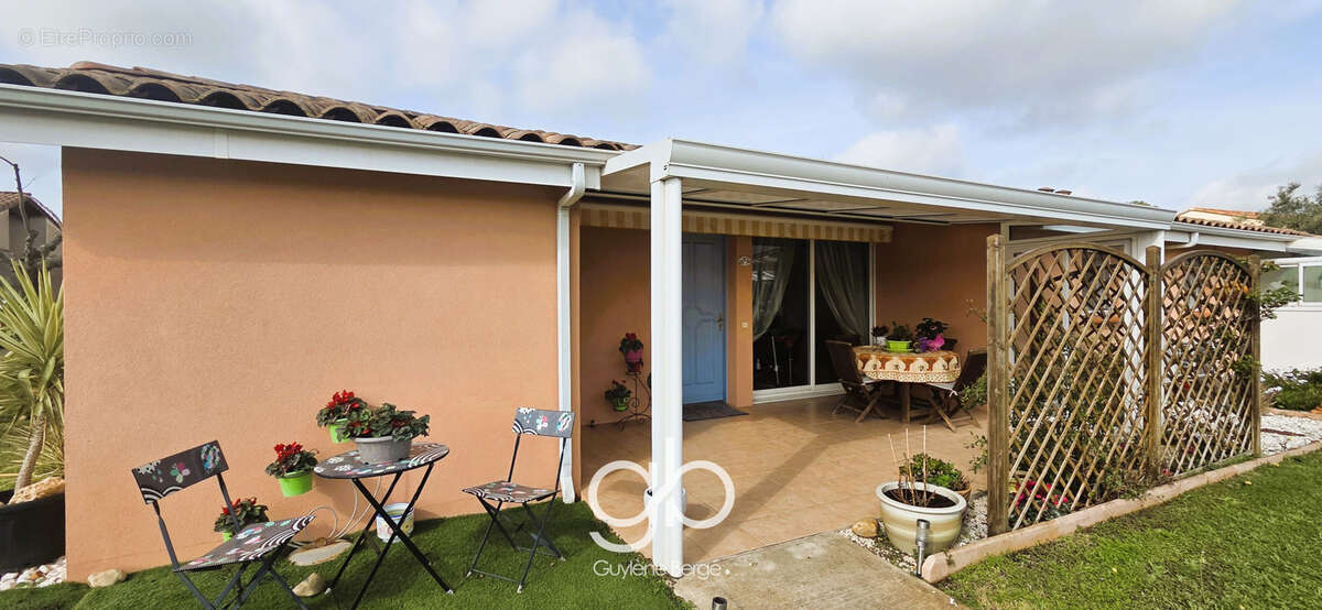 Maison à SAINT-GILLES