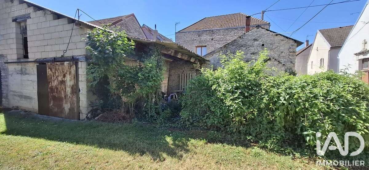 Maison 56 m² à Gommeville  - photo 3