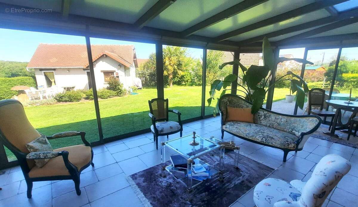 Maison à SAINT-ELOI-DE-FOURQUES