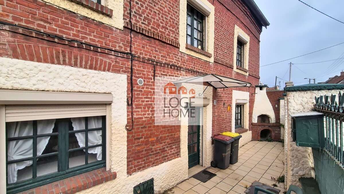 Extérieur - Maison à DOURGES