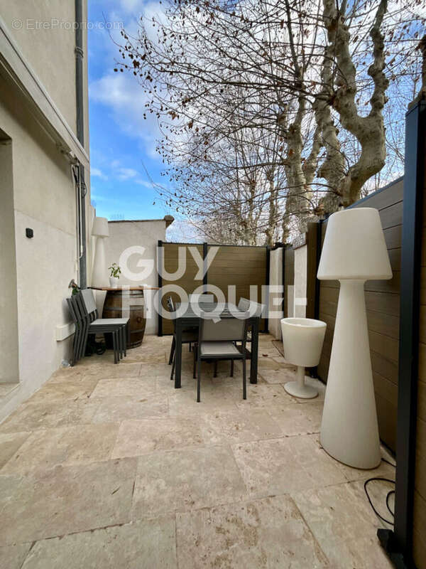 Maison à PLAN-DE-LA-TOUR