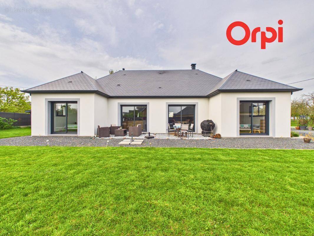 Maison à BERNAY