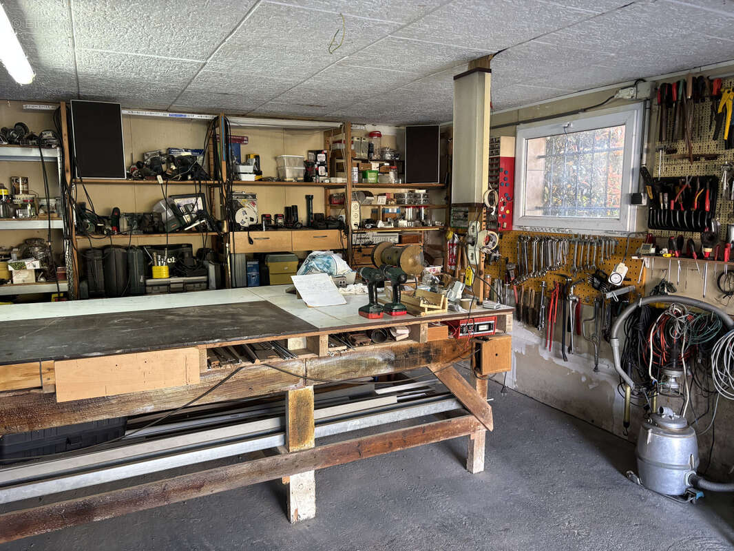 Maison à AUTRY-ISSARDS