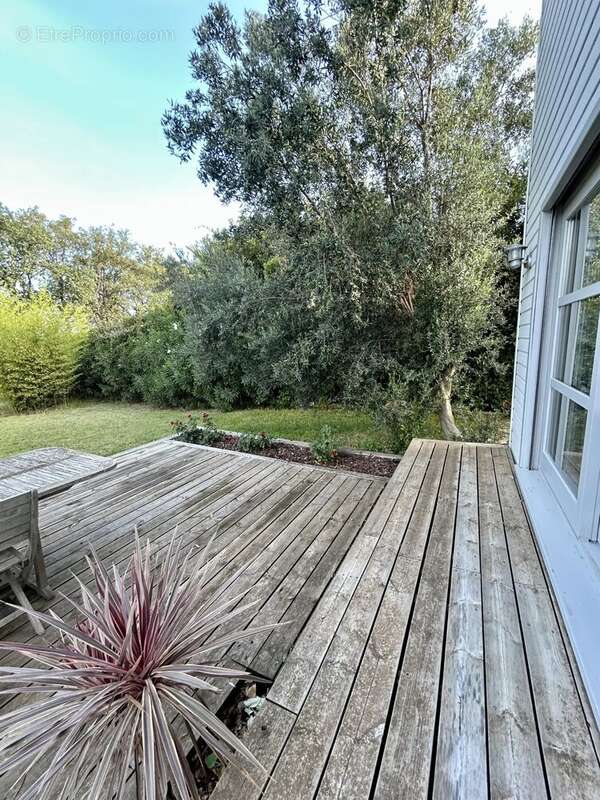 Maison à VILLENEUVE-DE-LA-RAHO