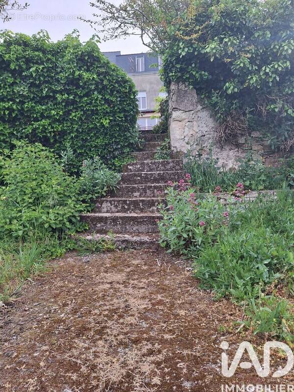 Photo 1 - Maison à BRISSAC-QUINCE