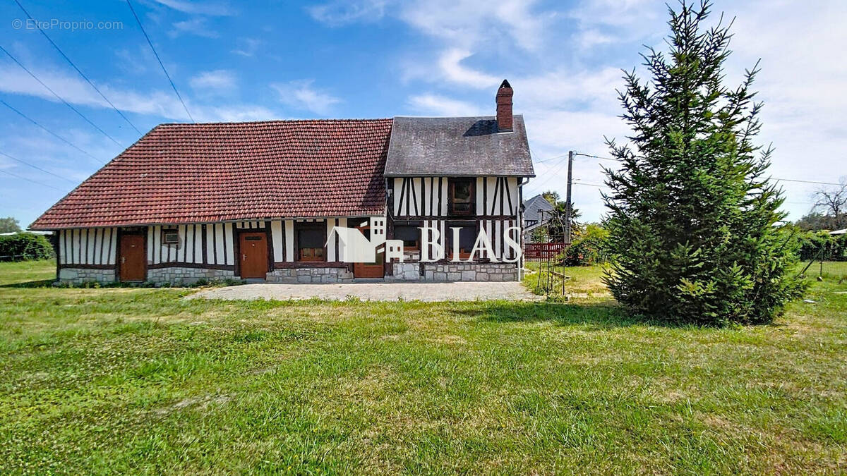 Maison à BOURG-ACHARD