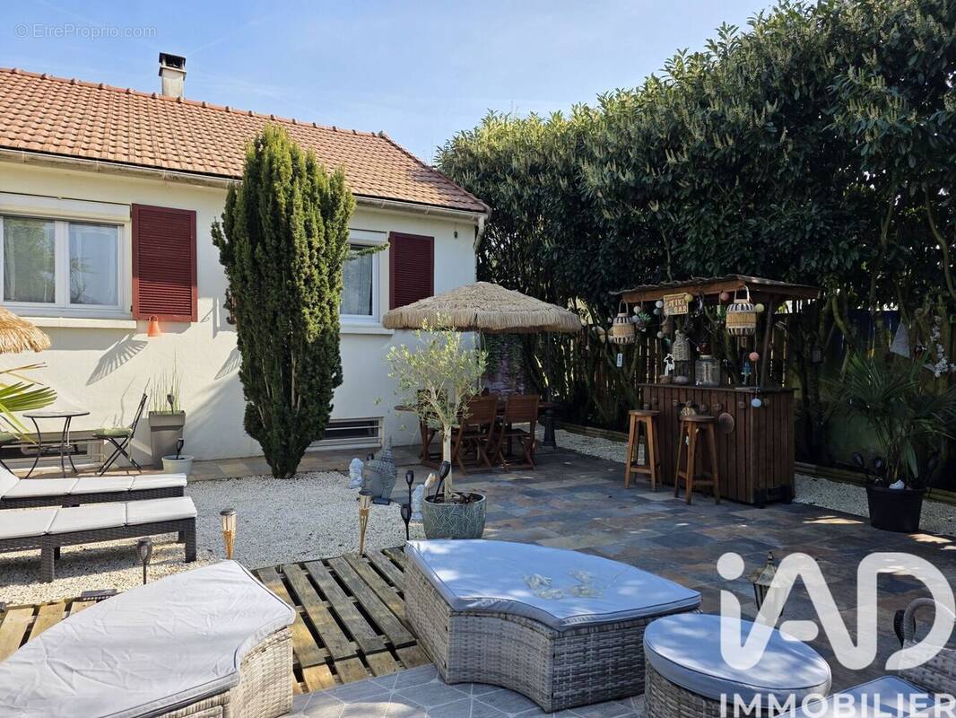 Photo 1 - Maison à CHARNY