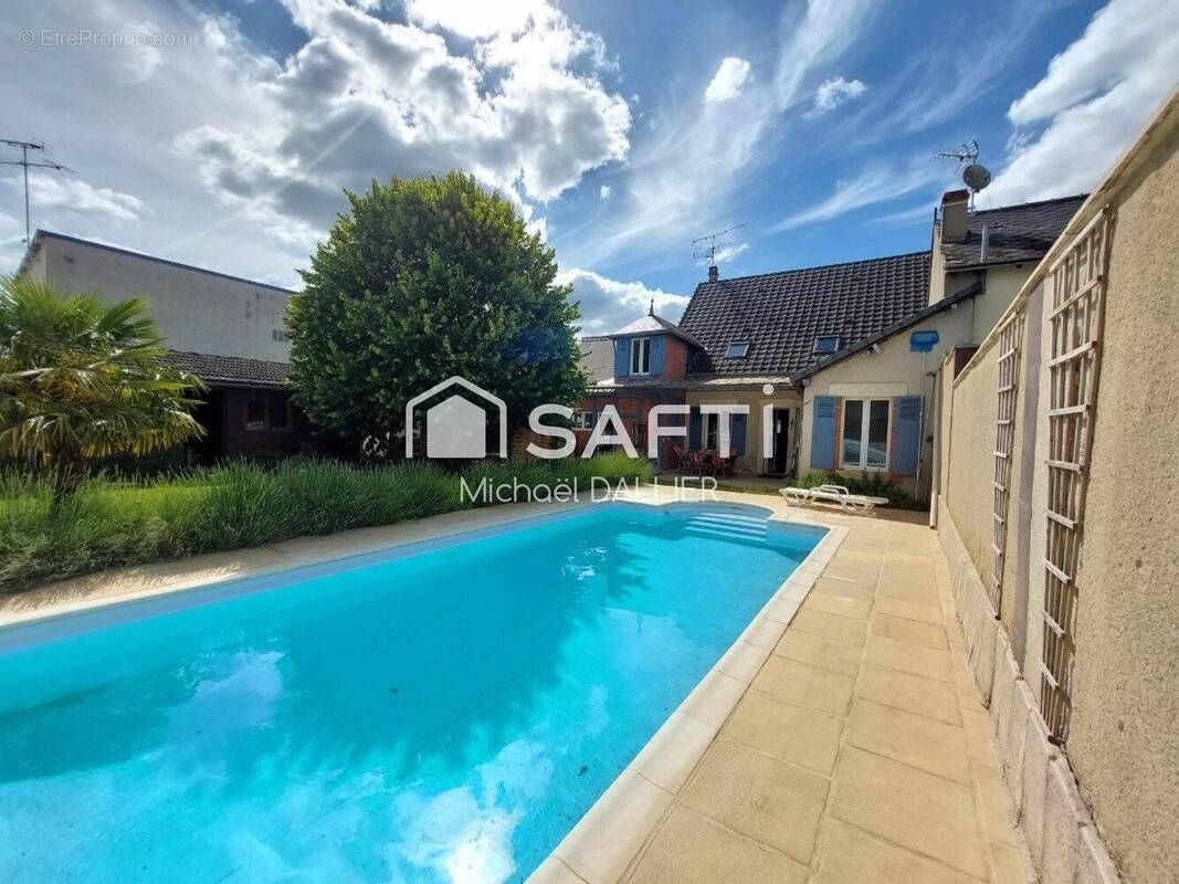 Photo 1 - Maison à CHATEAUROUX