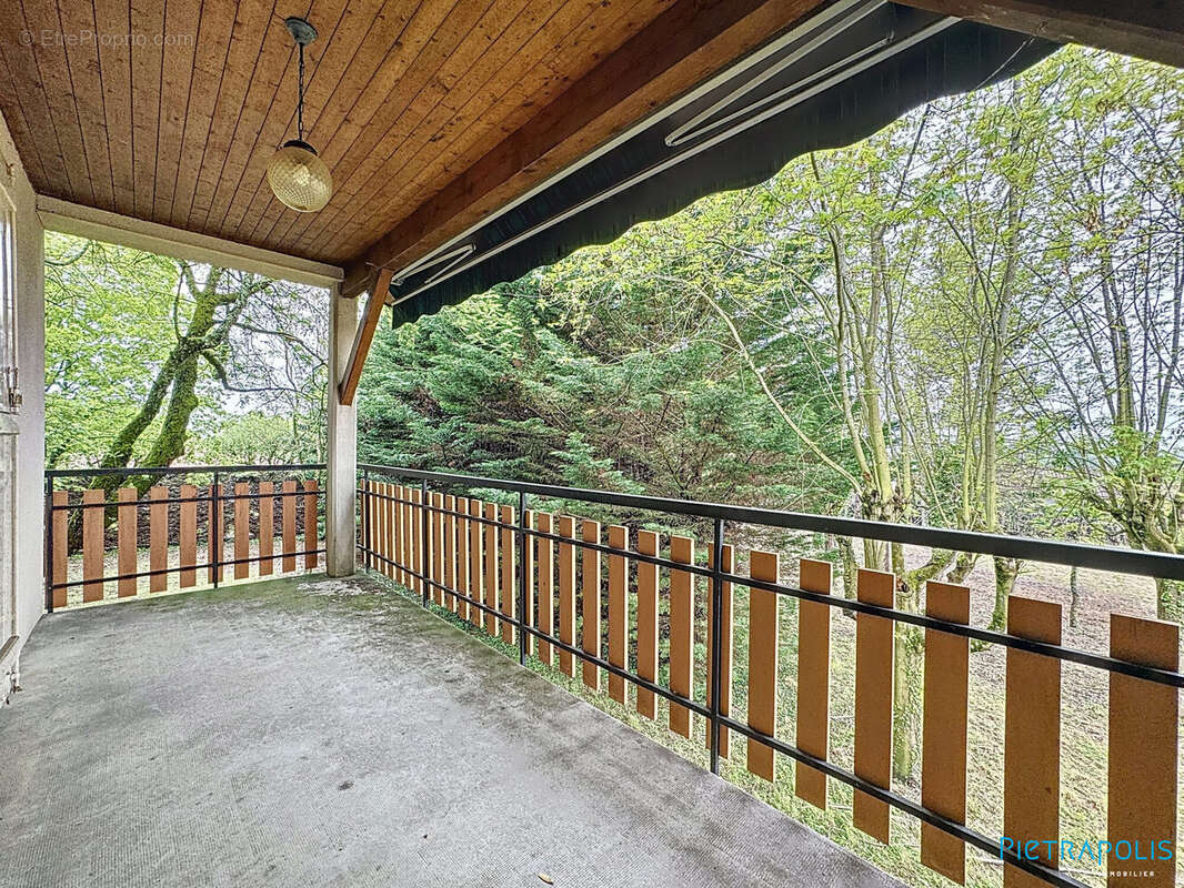 Maison à PONT-DE-VEYLE