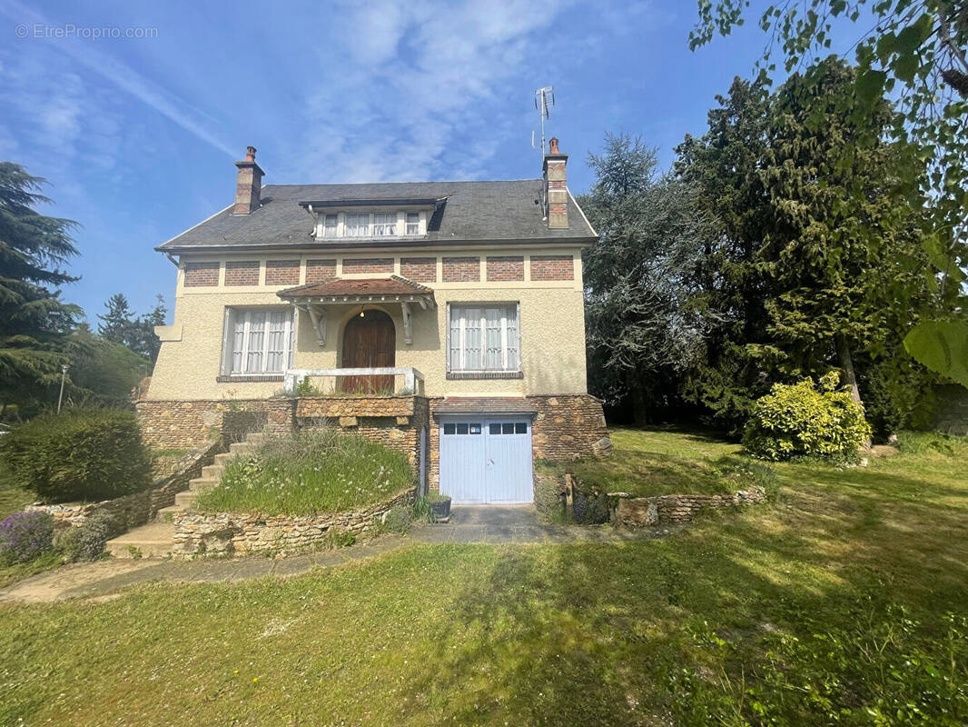 Maison à EPERNON