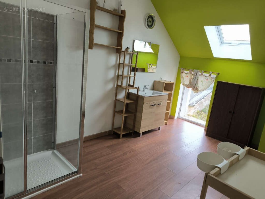 Maison à AUNAY-EN-BAZOIS