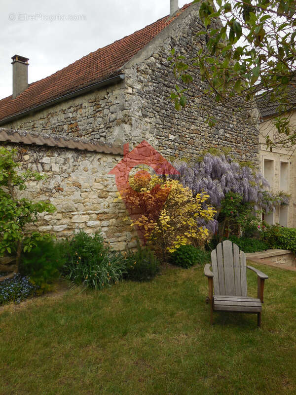 Orgeval : le charme d'une maison de village au cœur du bourg - photo 11