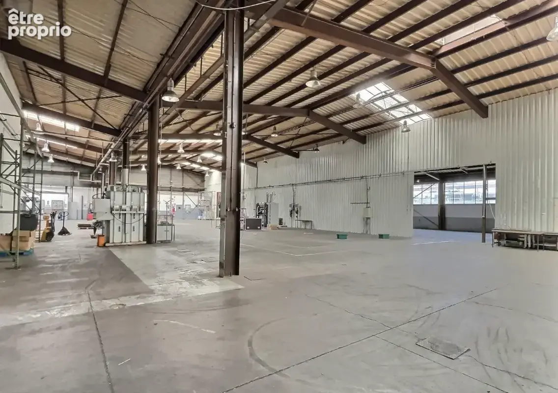A VENDRE - Bâtiment d'activité / stockage - 4500 m2 - Saint-Avold - photo 6
