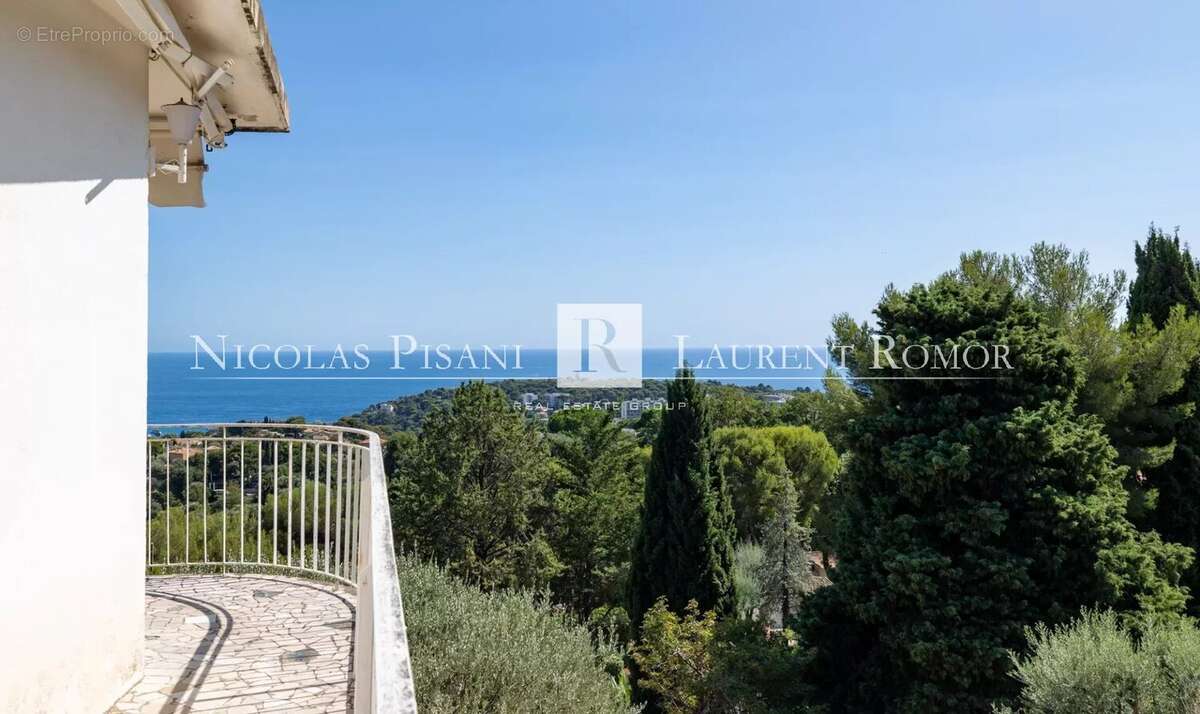 Maison à ROQUEBRUNE-CAP-MARTIN