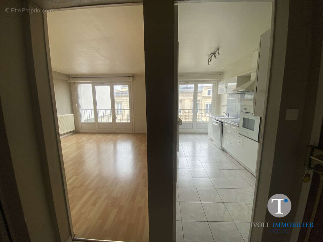 Appartement à BORDEAUX