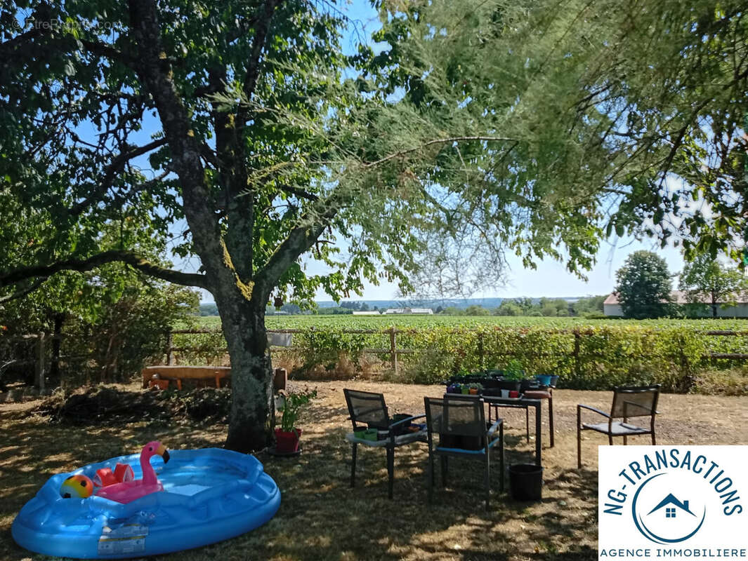 Maison à POUILLY-SUR-LOIRE