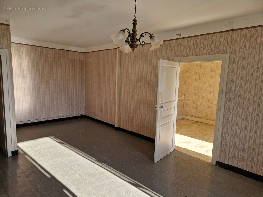 Appartement à MERCEUIL