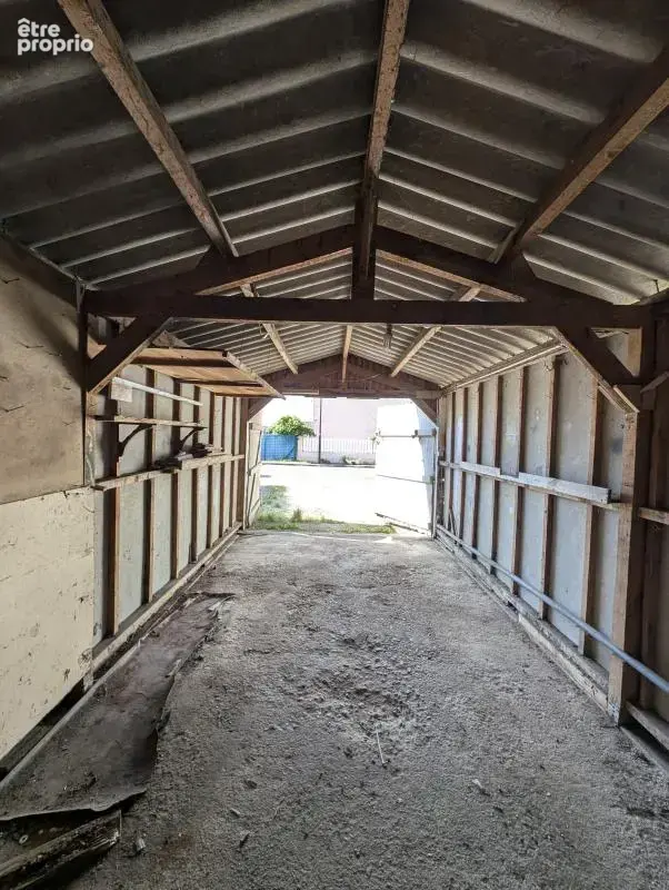 POMEROL Garage 30m² sur parcelle 70m² - 25 000€ - photo 2