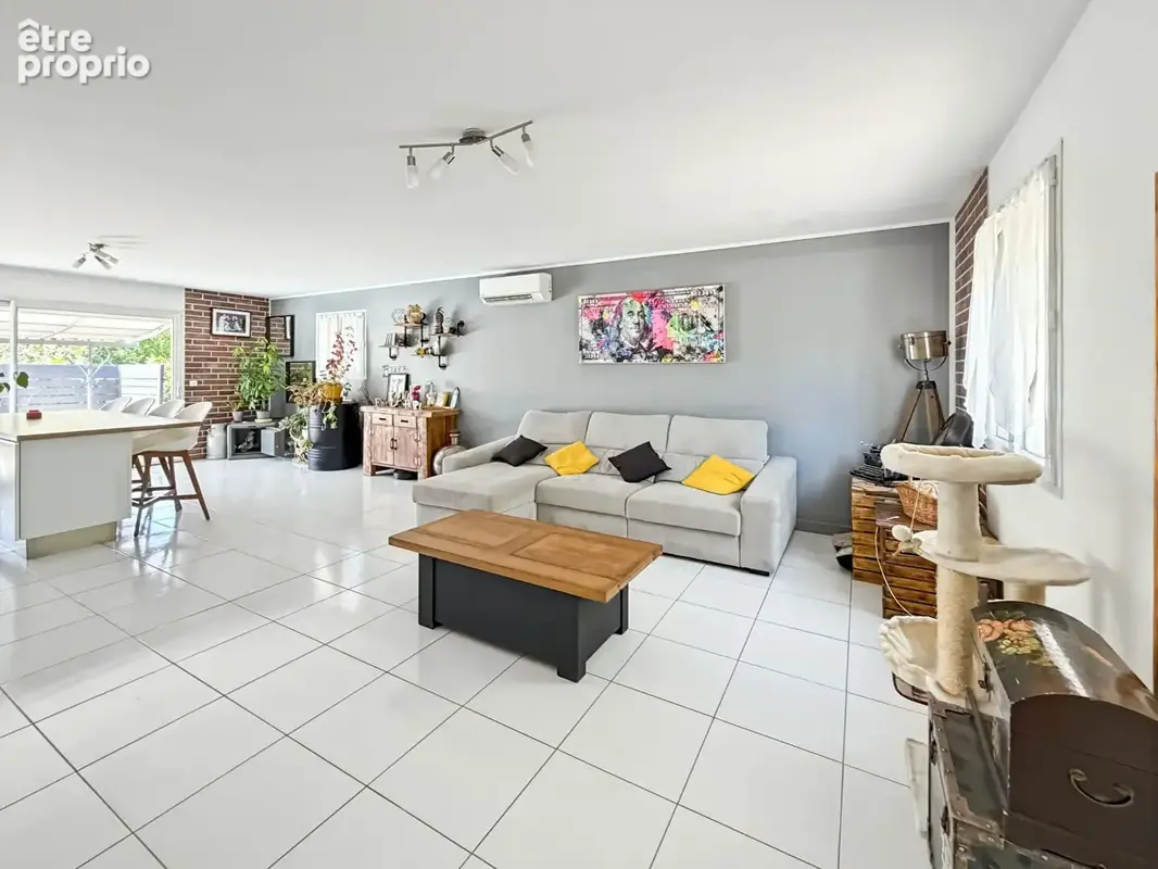 À vendre en exclusivité maison de plain pied de type 4 avec piscine et garage - secteur Eoures 13011 Marseille - photo 8