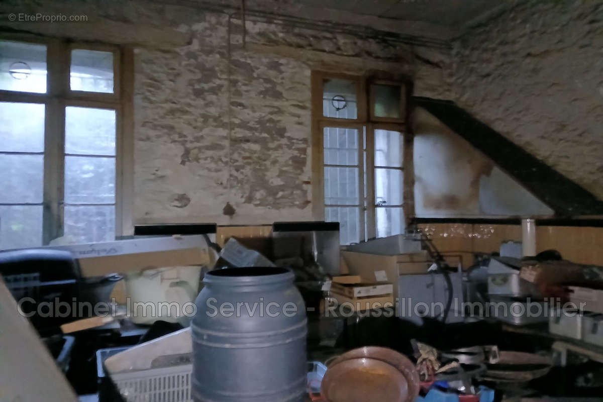 Commerce à ARLES-SUR-TECH