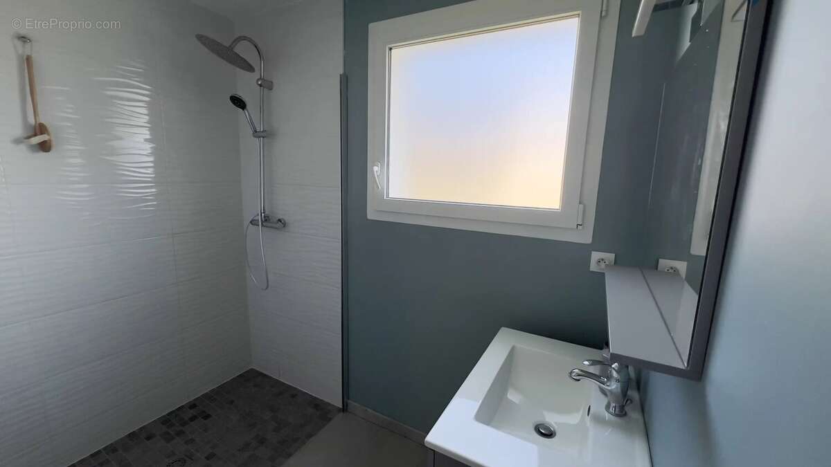 Maison à SAINT-ARMEL