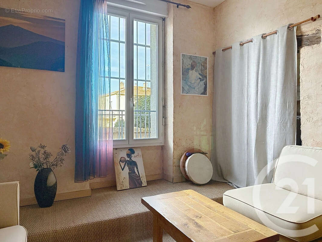 Maison à CHATEAURENARD
