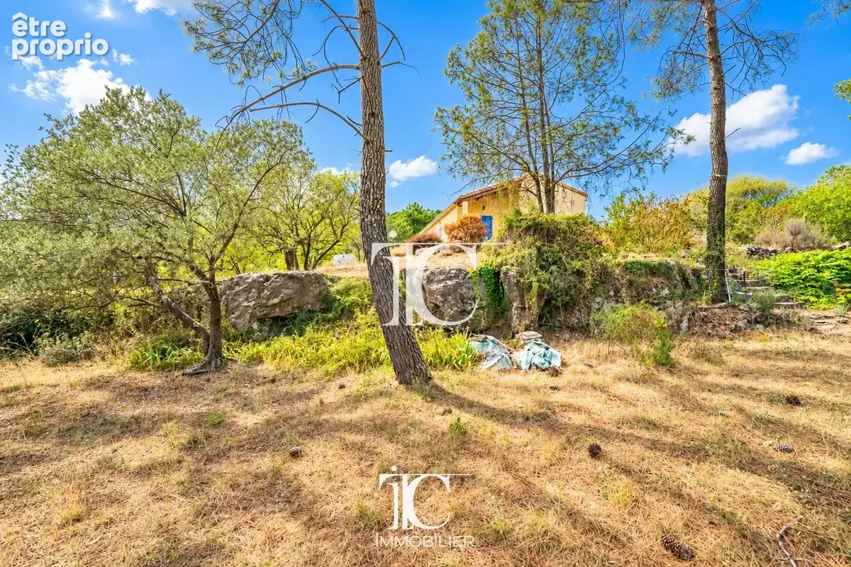 Villa 97m² sur 4203m² de terrain avec un chalet et dependances - photo 32
