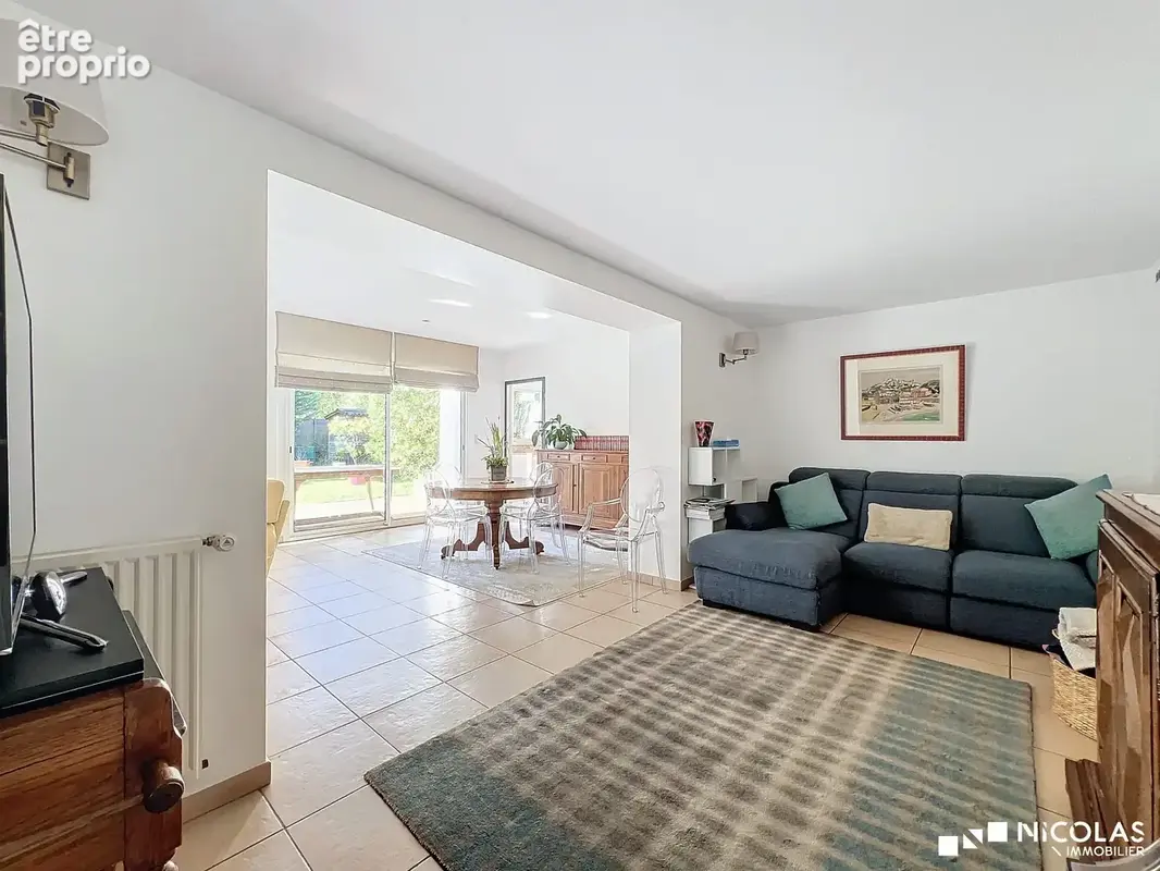 Maison 8 pièces 228 m² à vendre à Merignac (33700) - photo 5