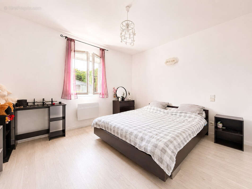 Maison 111 m² à Bas-Et-Lezat  - photo 5