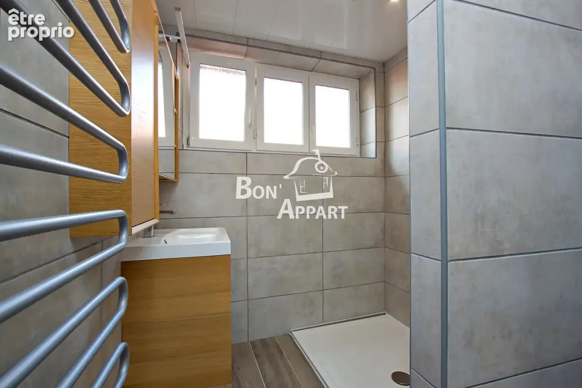 appartement rénové - photo 7