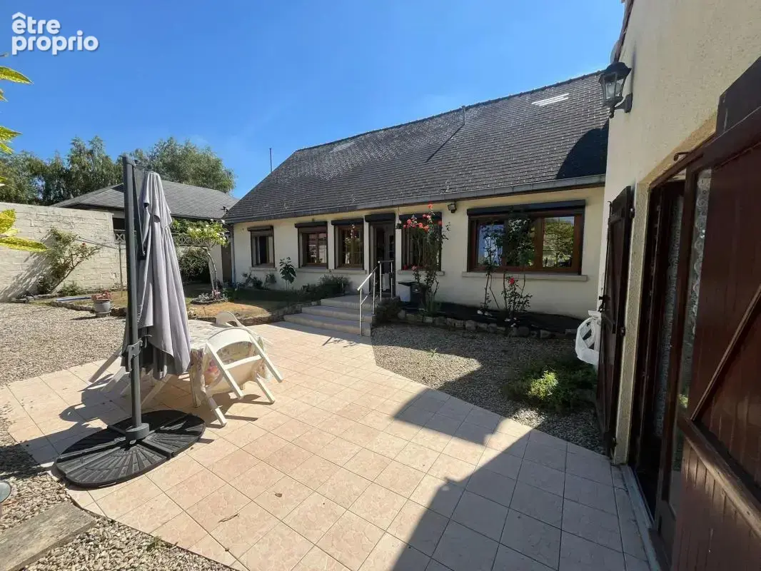  superbe pavillon familial avec jardin, terrasse & grands garages !  - photo 13