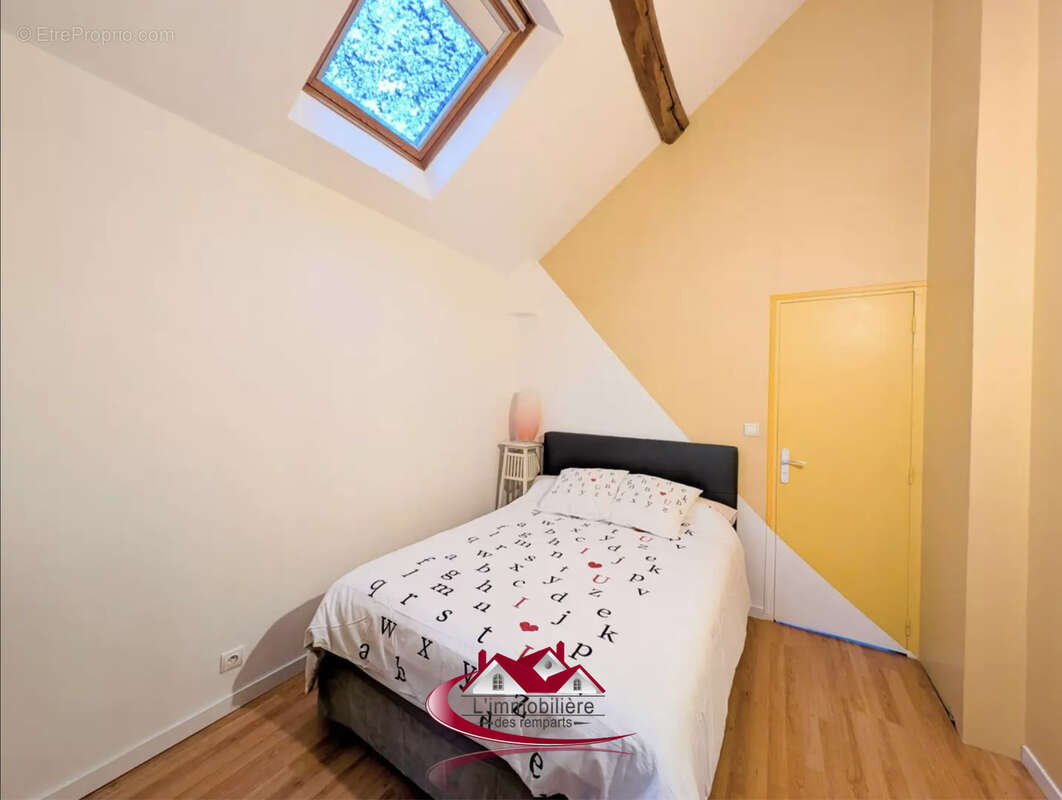 Maison à BROUE