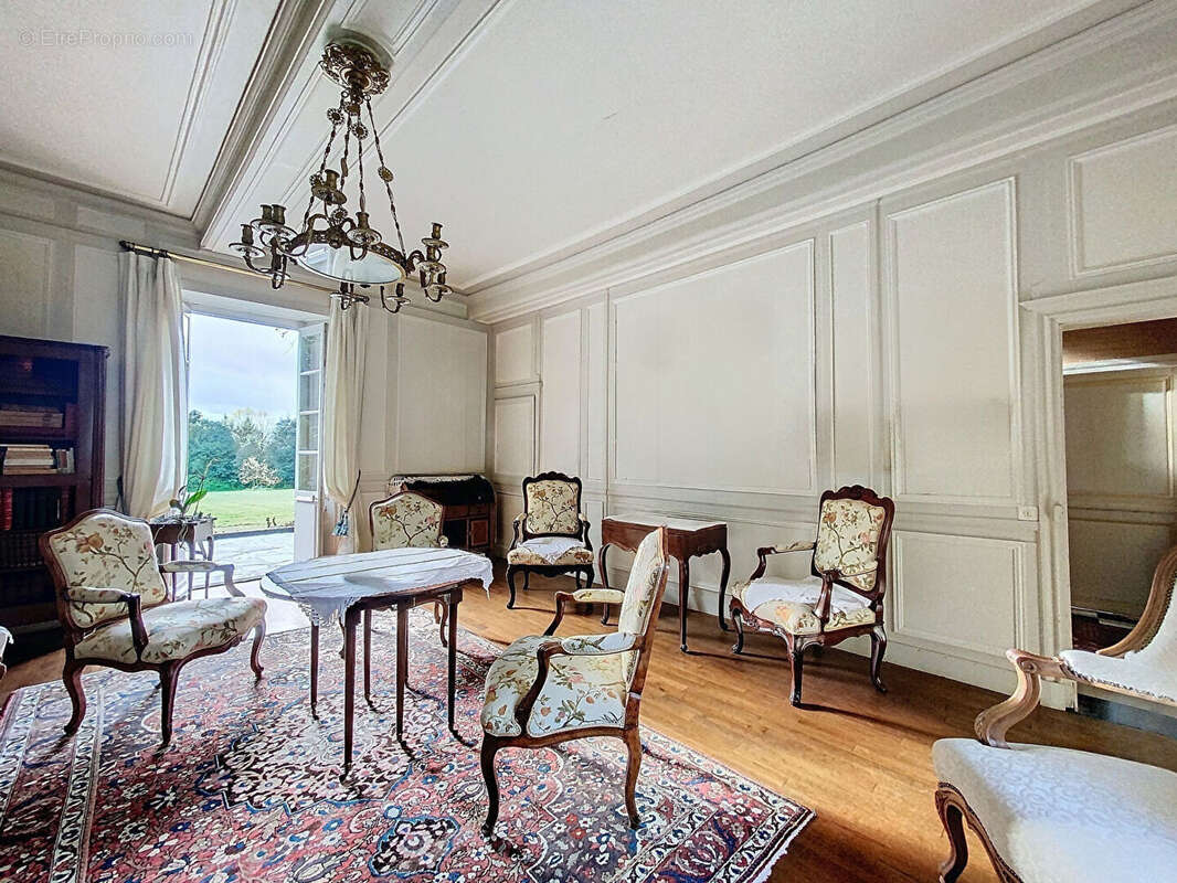 Maison à PLOUER-SUR-RANCE