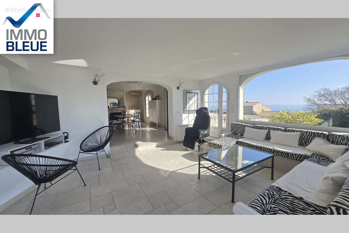 Maison à SAUSSET-LES-PINS