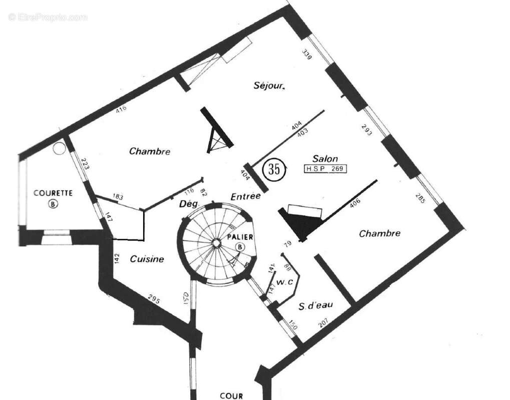 Appartement à PARIS-16E