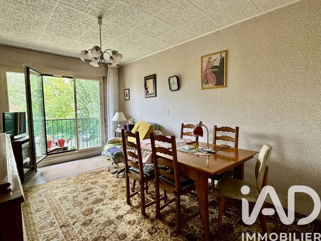 Photo 6 - Appartement à RUEIL-MALMAISON