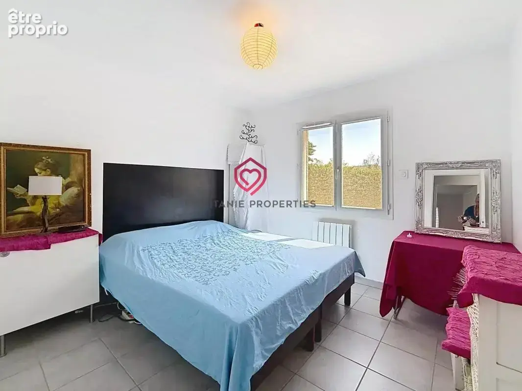 Maison de plain-pied avec piscine – 3 chambres – Terrain clos – Garage - photo 11