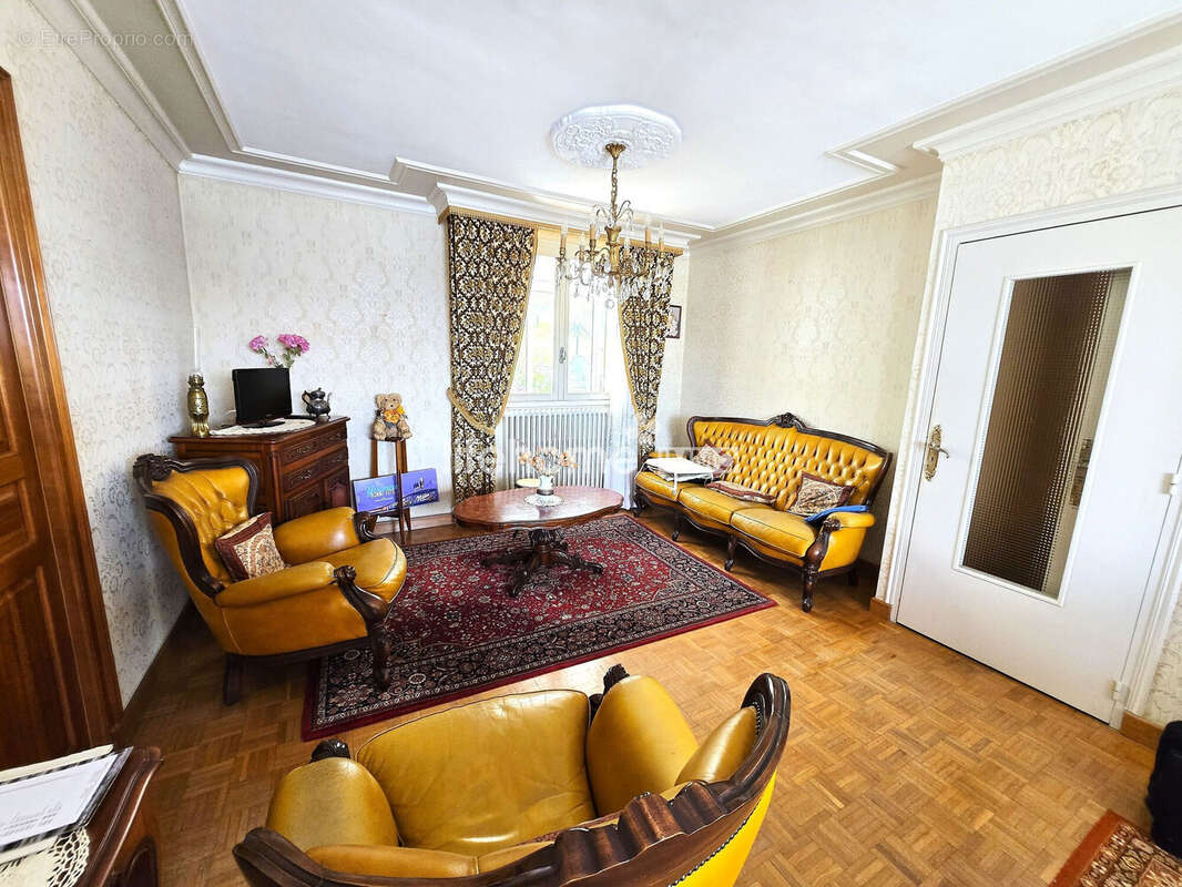 Maison à SAINT-VAURY