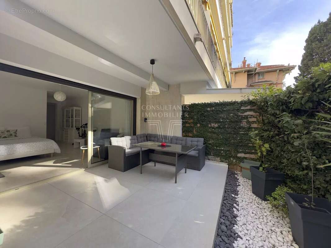 Appartement à CANNES