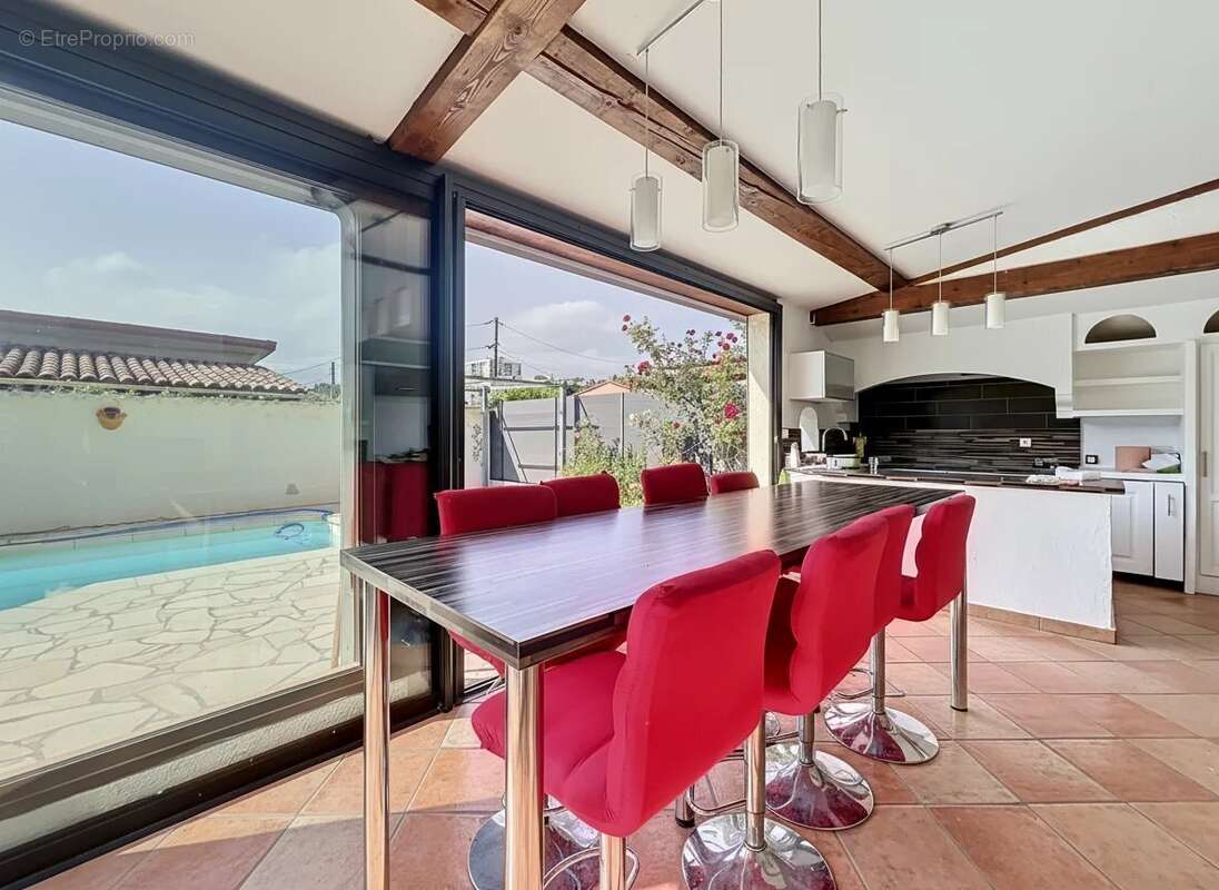 Maison à VILLENEUVE-LOUBET