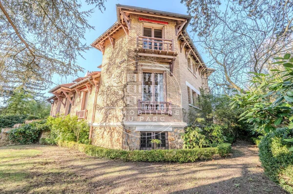 Maison à LE VESINET