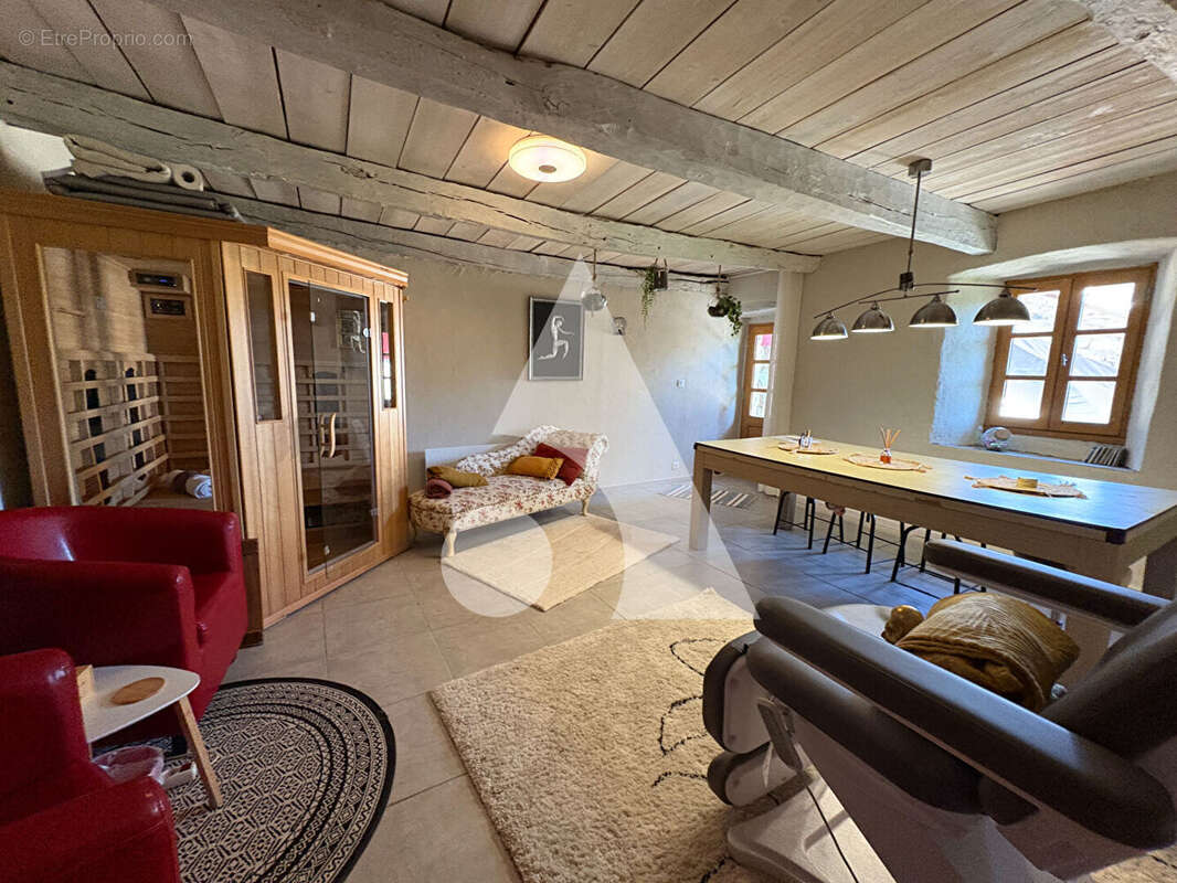 Maison à LABASTIDE-SUR-BESORGUES