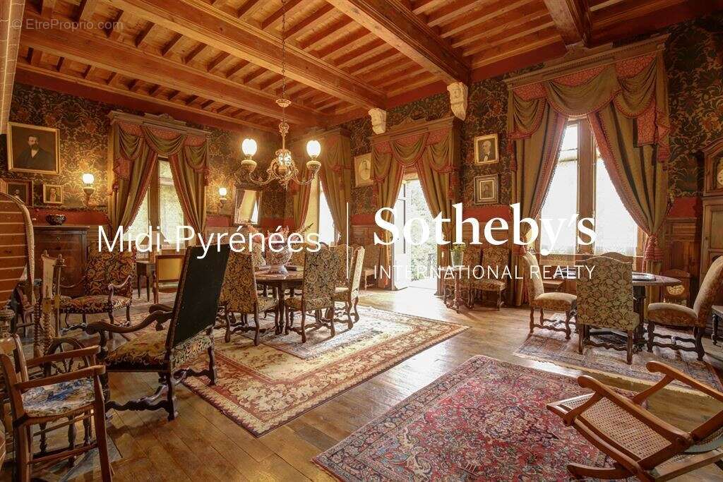 Maison à CADOURS
